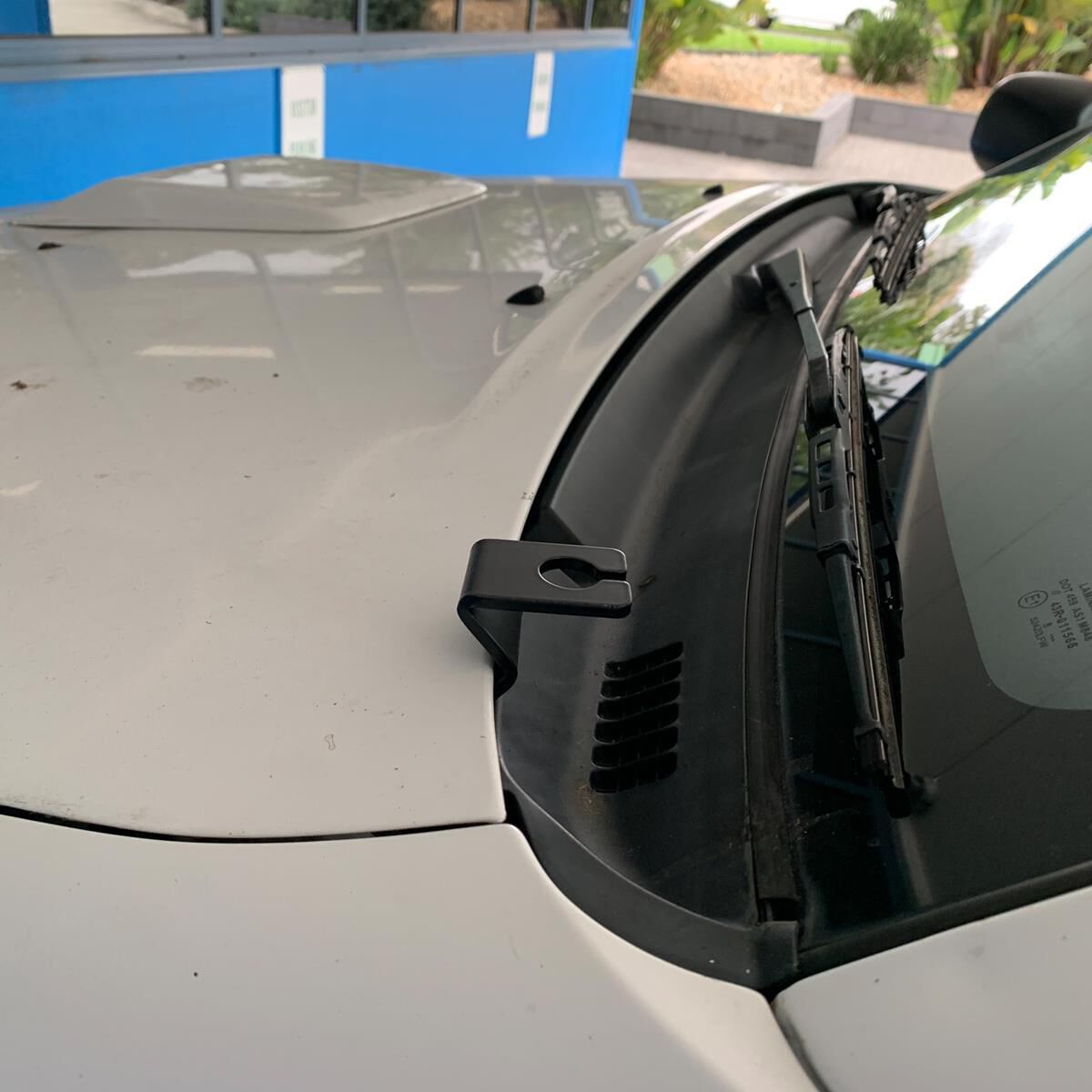 BONNET MOUNT UHF ANTENNA BRACKET TO SUIT TOYOTA HILUX (2005-2015), , scaau_hi-res