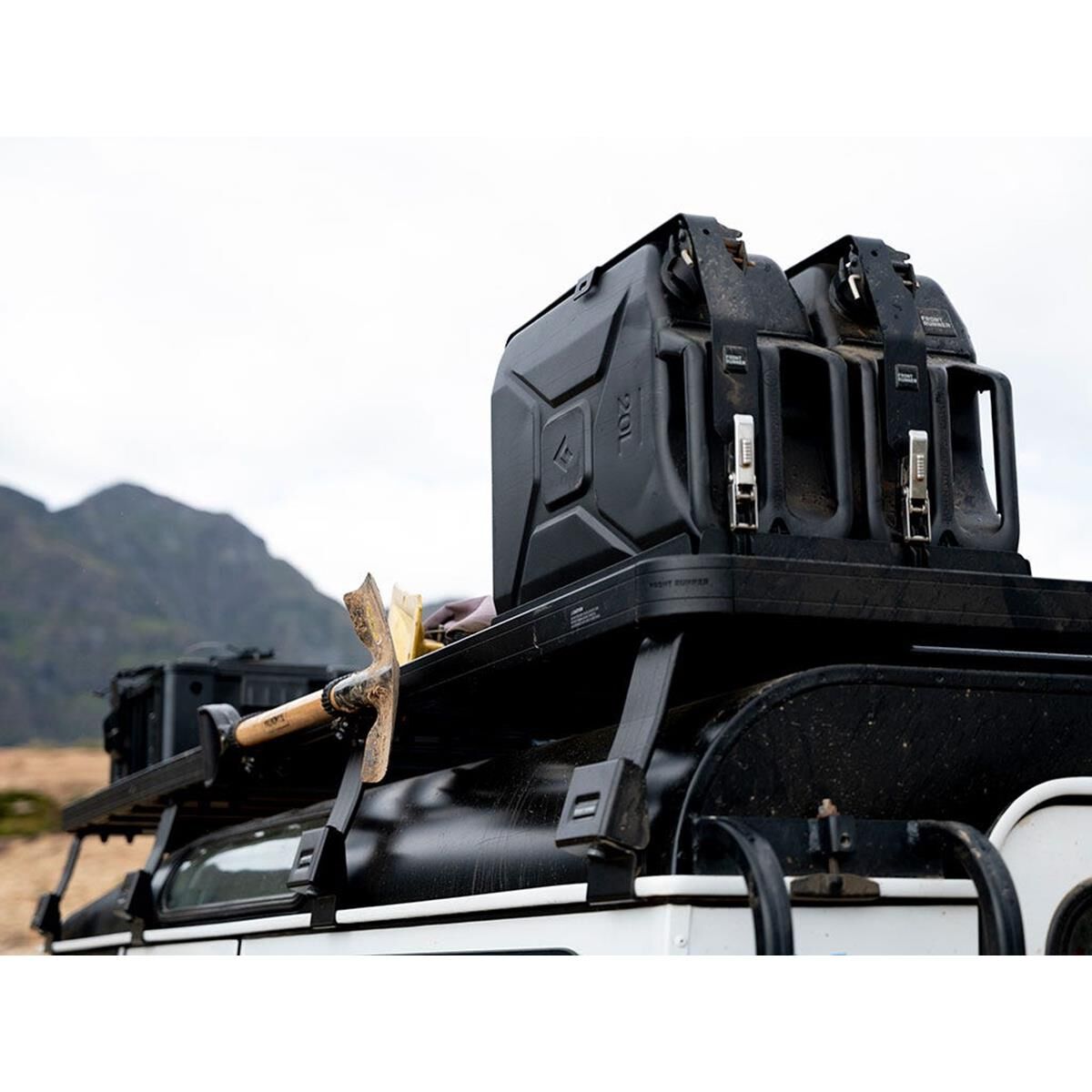 FRONT RUNNER DOUBLE JERRY CAN HOLDER, , scaau_hi-res