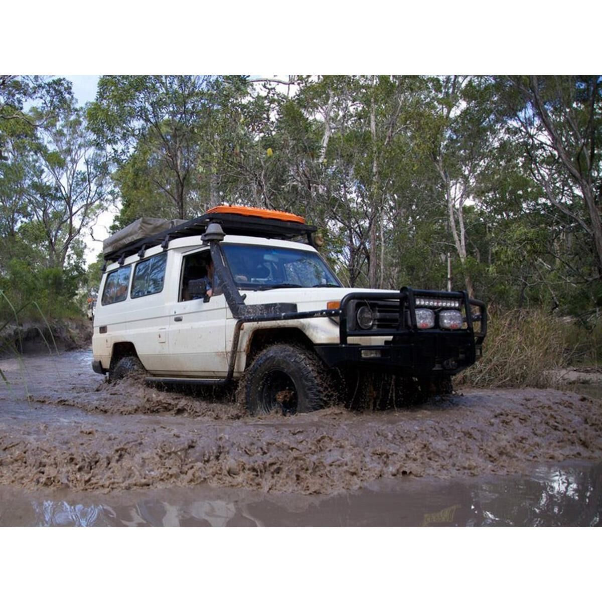 FRONT RUNNER TOYOTA LAND CRUISER 78 TROOPY SLIMLINE II ROOF RACK KIT, , scaau_hi-res