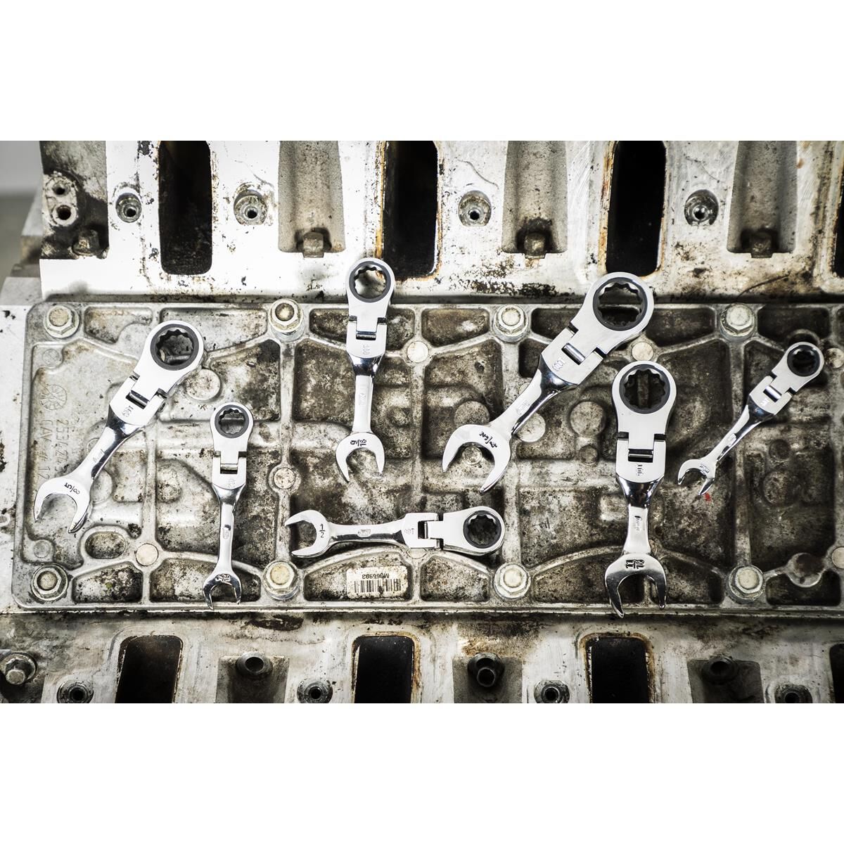 7 PIECE 90-TOOTH 12 POINT SAE STUBBY FLEX RATCHETING COMBINATION WRENCH SET, , scaau_hi-res