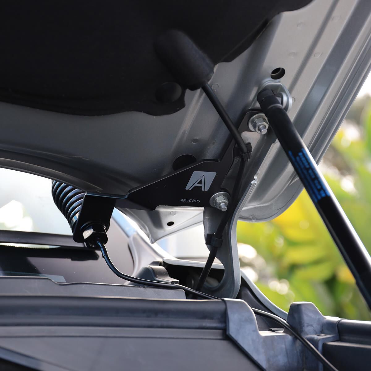 BONNET MOUNT UHF ANTENNA BRACKET TO SUIT GWM UTE CANNON (2020-ON), , scaau_hi-res