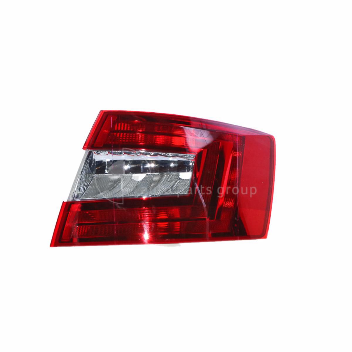 TAIL LAMP RH, , scaau_hi-res