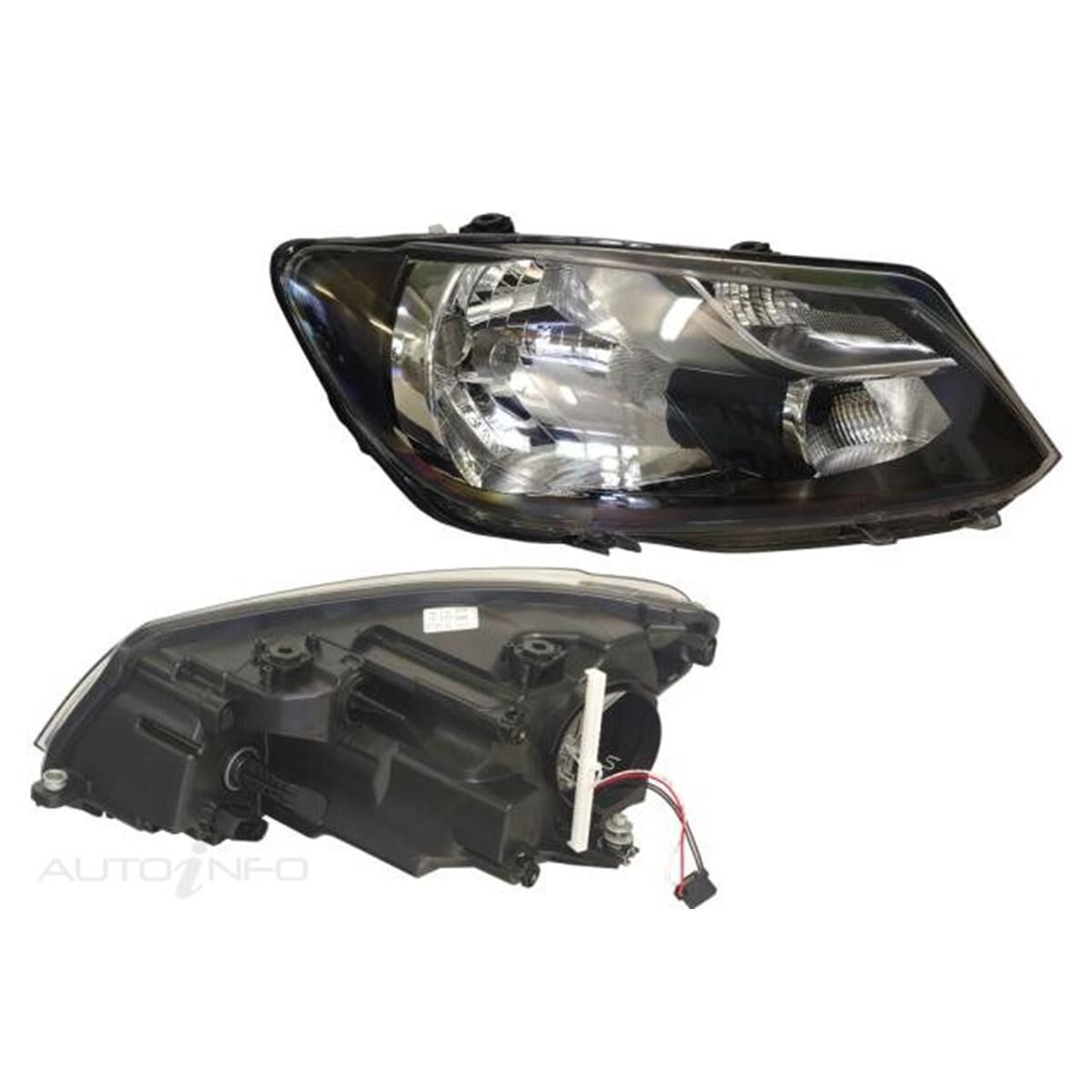 VOLKSWAGEN CADDY  08/2010 ~ ONWARDS  HEADLIGHT  RIGHT HAND SIDE  SINGLE BEAM TYPE, , scaau_hi-res