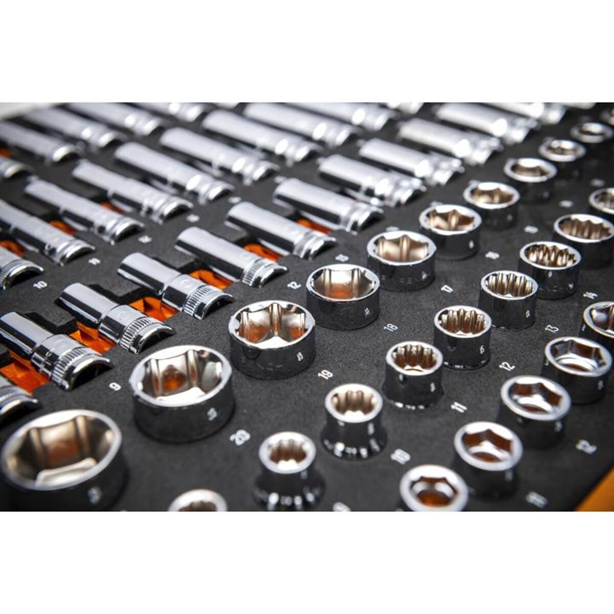 104 PIECE 3/8&rdquo; DRIVE MASTER METRIC SOCKET SET IN FOAM STORAGE TRAY, , scaau_hi-res