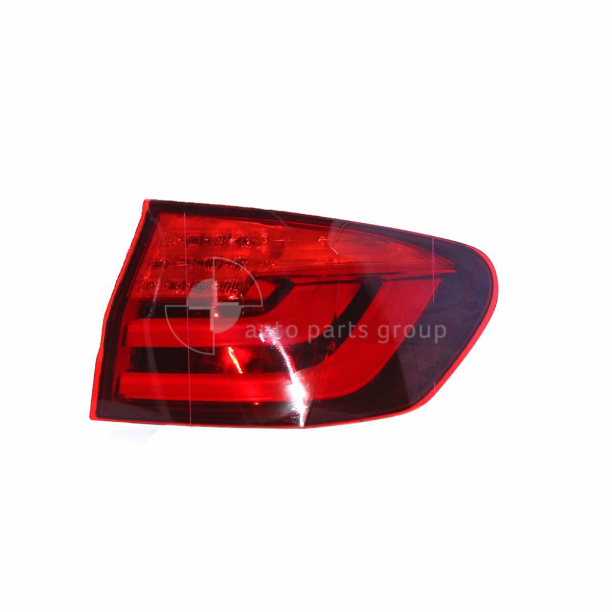 TAIL LAMP RH, , scaau_hi-res