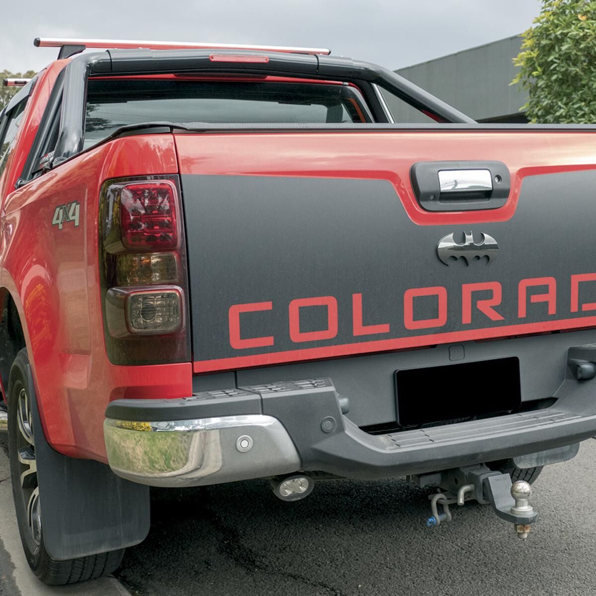 DC BATMAN BIG BATWING 3D TRUCK EMBLEM (BLACK CHROME), , scaau_hi-res