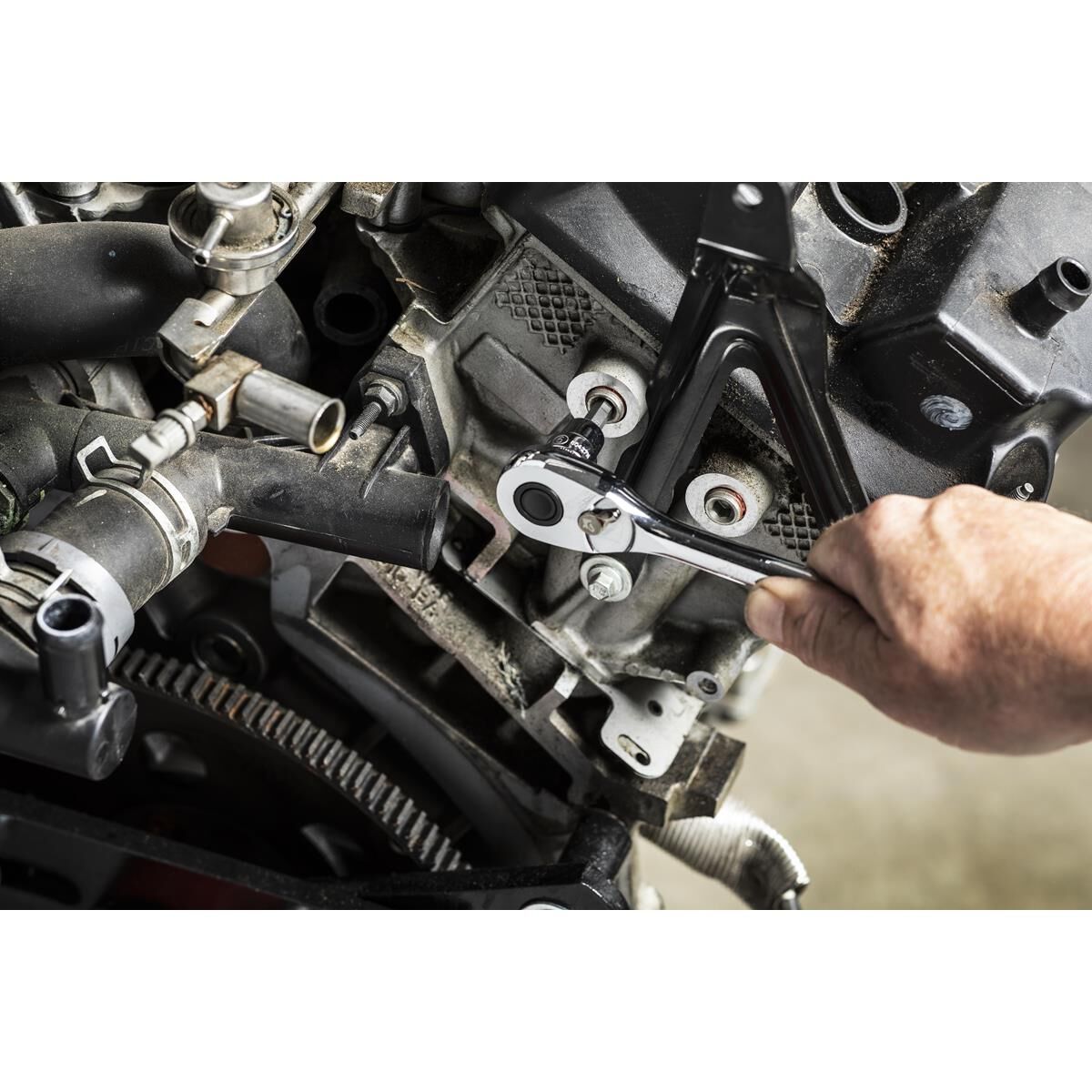 84 PC. 1/4&rdquo;, 3/8&rdquo; & 1/2&rdquo; DRIVE HEX/BALL END HEX/ TAMPER PROOF TORX&reg;/EXTERNAL TORX&reg;/TORX&reg; METRIC & SAE BIT SET, , scaau_hi-res