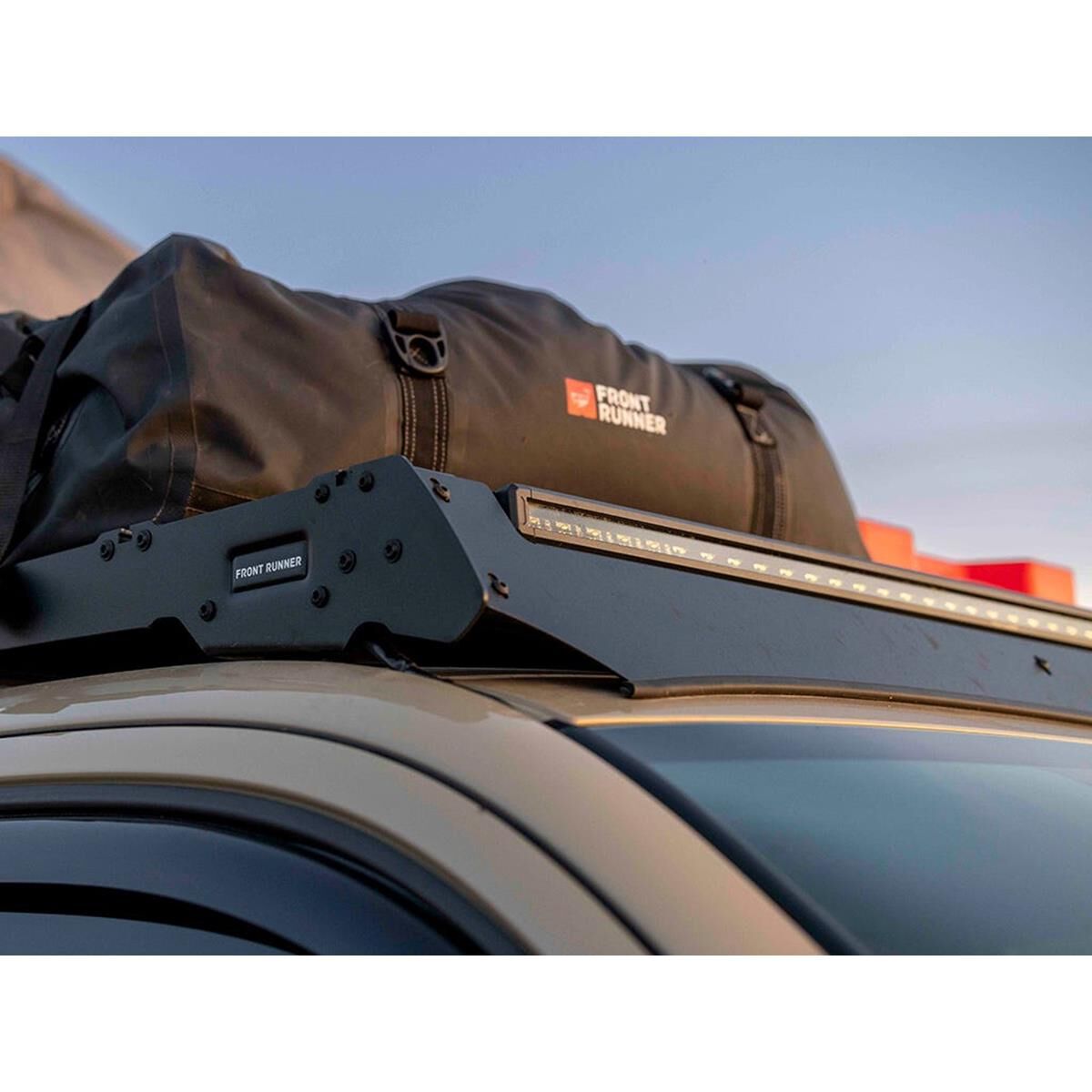 FRONT RUNNER 40IN LED SLIM LIGHT BAR VX1000-CB SM / 12V/24V / SINGLE MOUNT, , scaau_hi-res