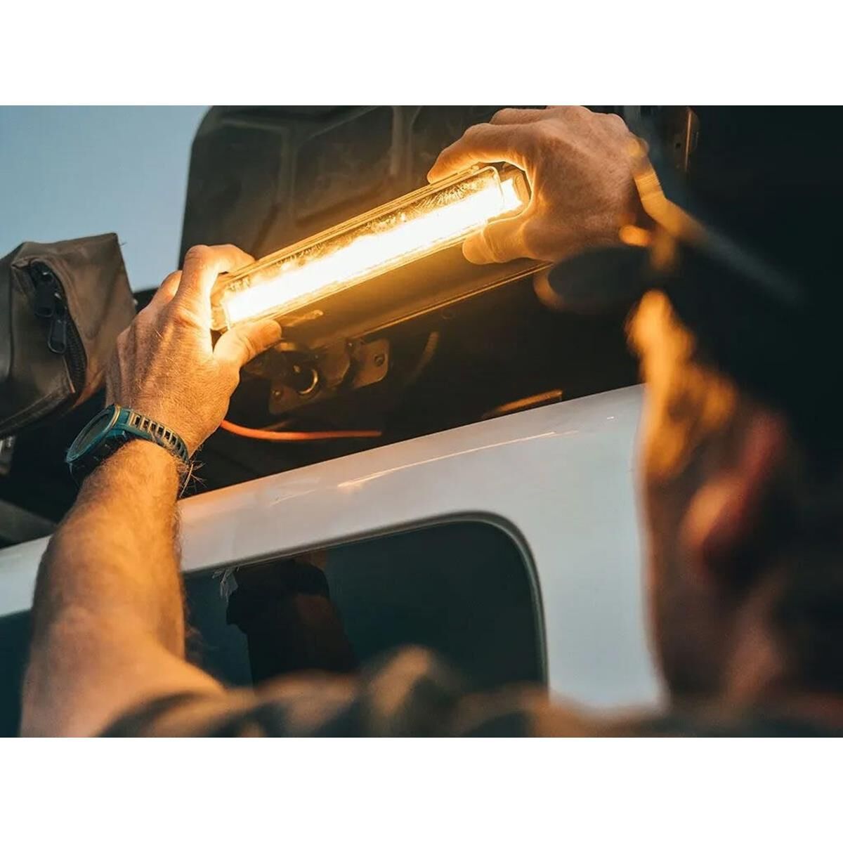 FRONT RUNNER 10IN LED LIGHT BAR VX250-FL / 12V/ 24V / FLOOD LIGHT, , scaau_hi-res