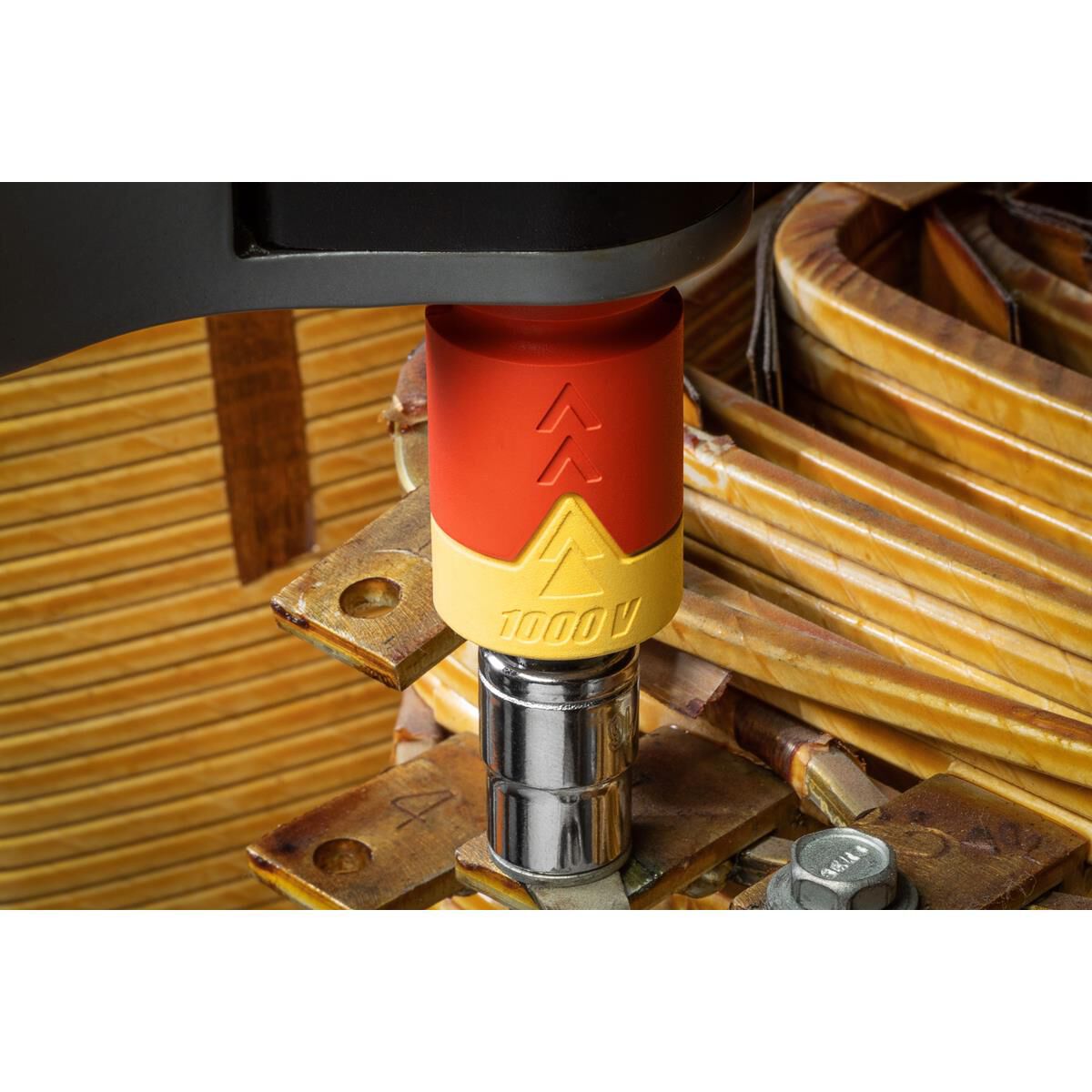 ESHOK-GUARD 3/8" SOCKET ISOLATOR, , scaau_hi-res