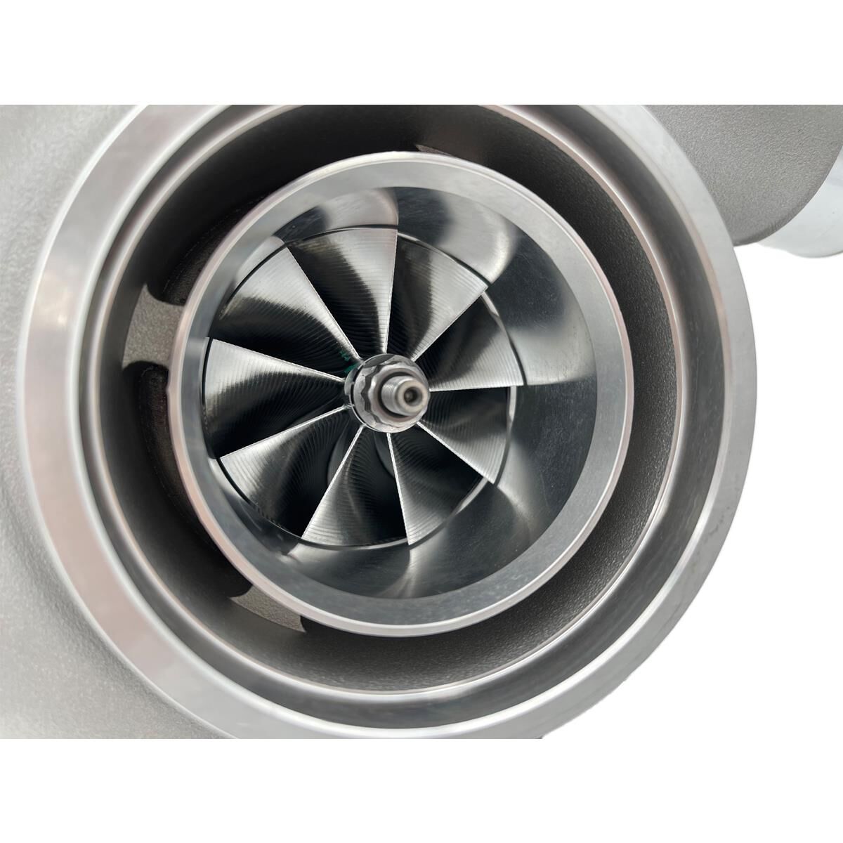 G30 SERIES 62MM TURBO 900HP 0.83 A/R V-BAND INLET, , scaau_hi-res