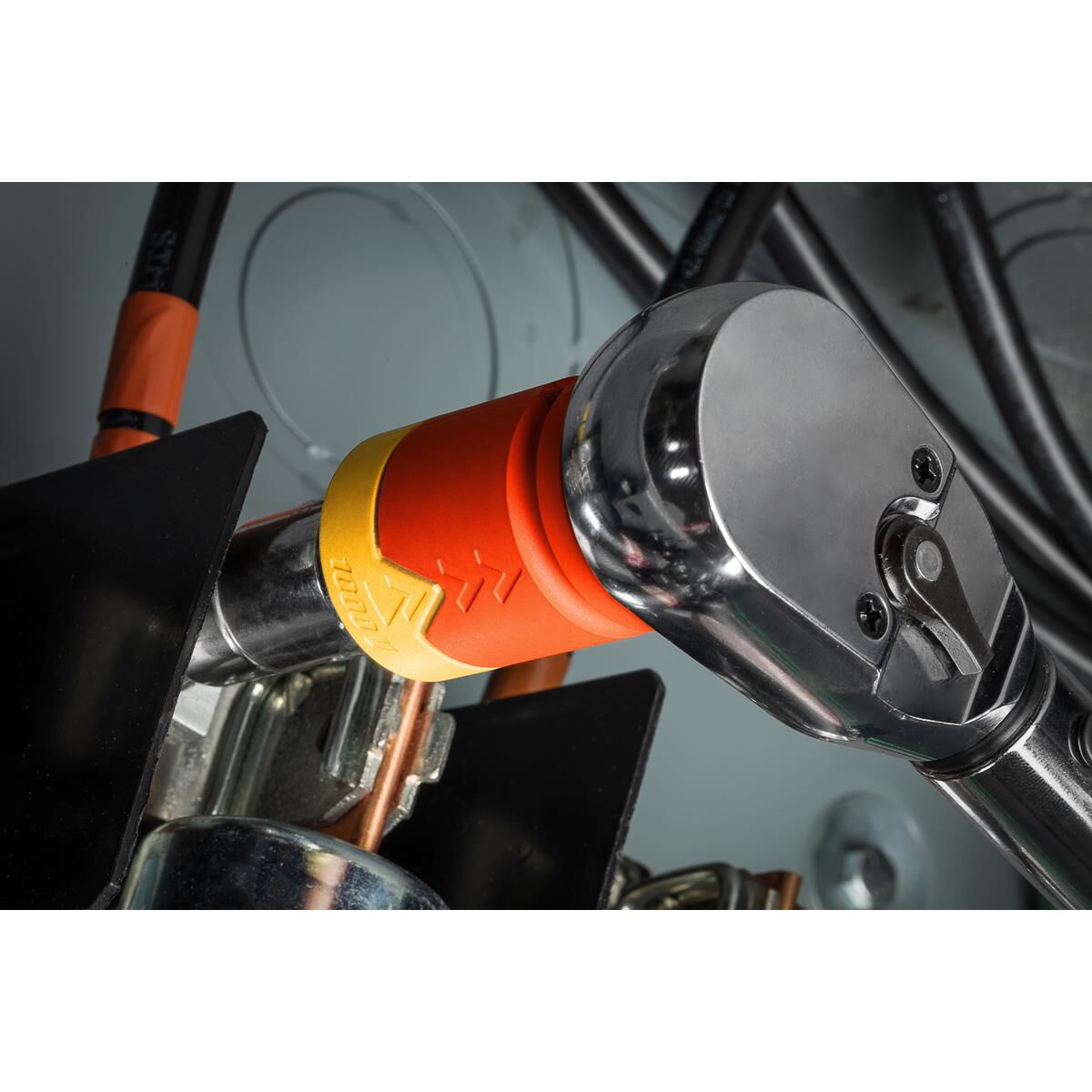 ESHOK-GUARD 3/8" SOCKET ISOLATOR, , scaau_hi-res