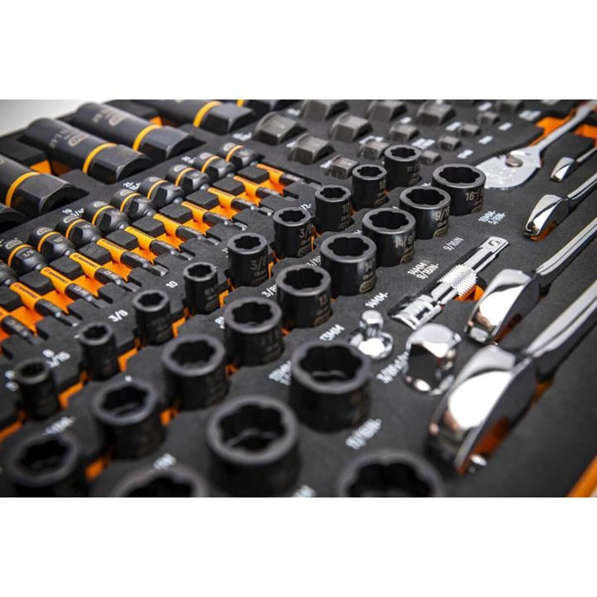 97 PIECE 1/4&rdquo;, 3/8&rdquo;, 1/2&rdquo; DRIVE BOLT BITER&trade; MECHANICS TOOL SET IN FOAM STORAGE TRAY, , scaau_hi-res