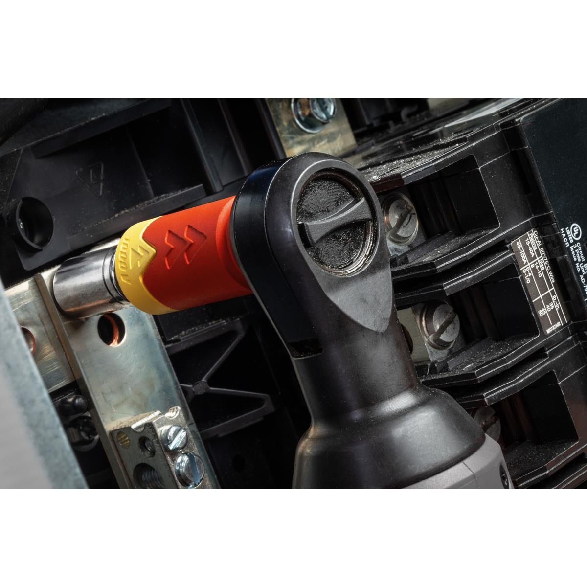 ESHOK-GUARD 1/4" SOCKET ISOLATOR, , scaau_hi-res