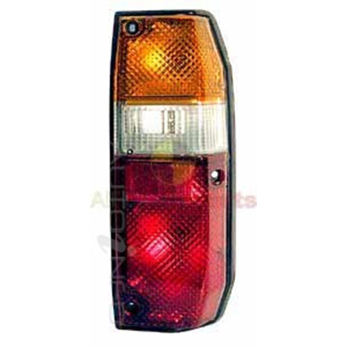 TAIL LAMP RH, , scaau_hi-res