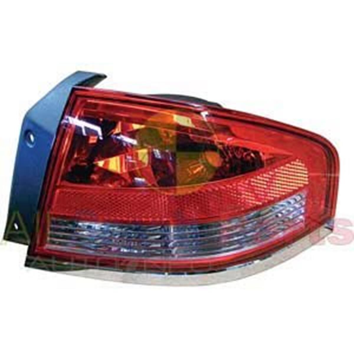TAIL LAMP RH, , scaau_hi-res
