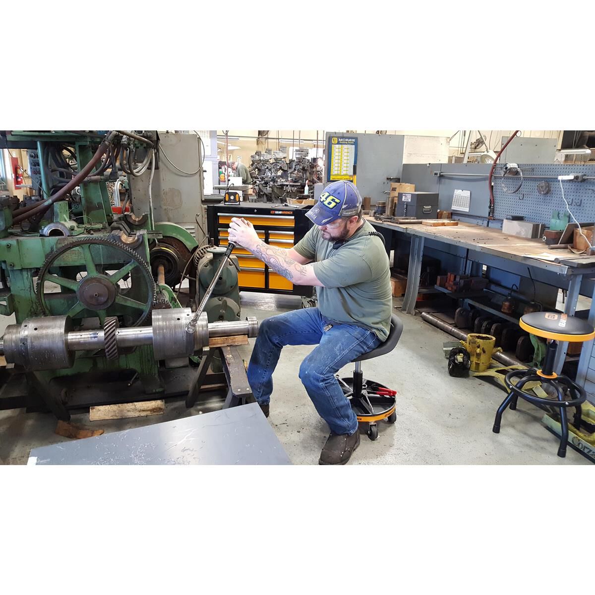 AUTO SPECIALTY - MECHANICS SEAT SWIVEL ADJUSTABLE HEIGHT 18" TO 22", , scaau_hi-res