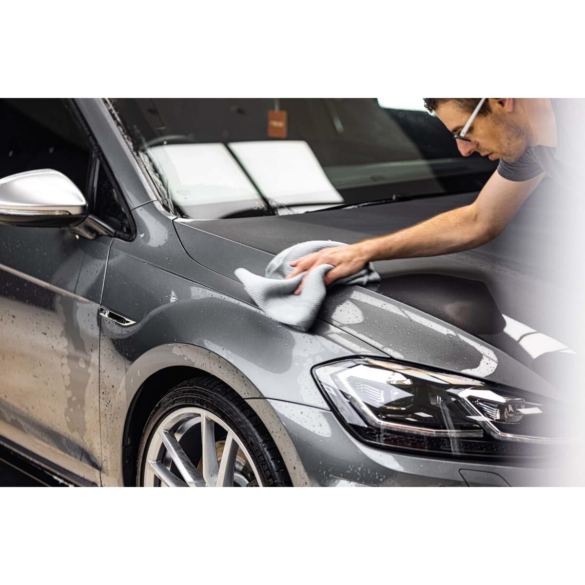 MF4 DIAMOND SANDWICH MICROFIBRE DRYING TOWEL, , scaau_hi-res