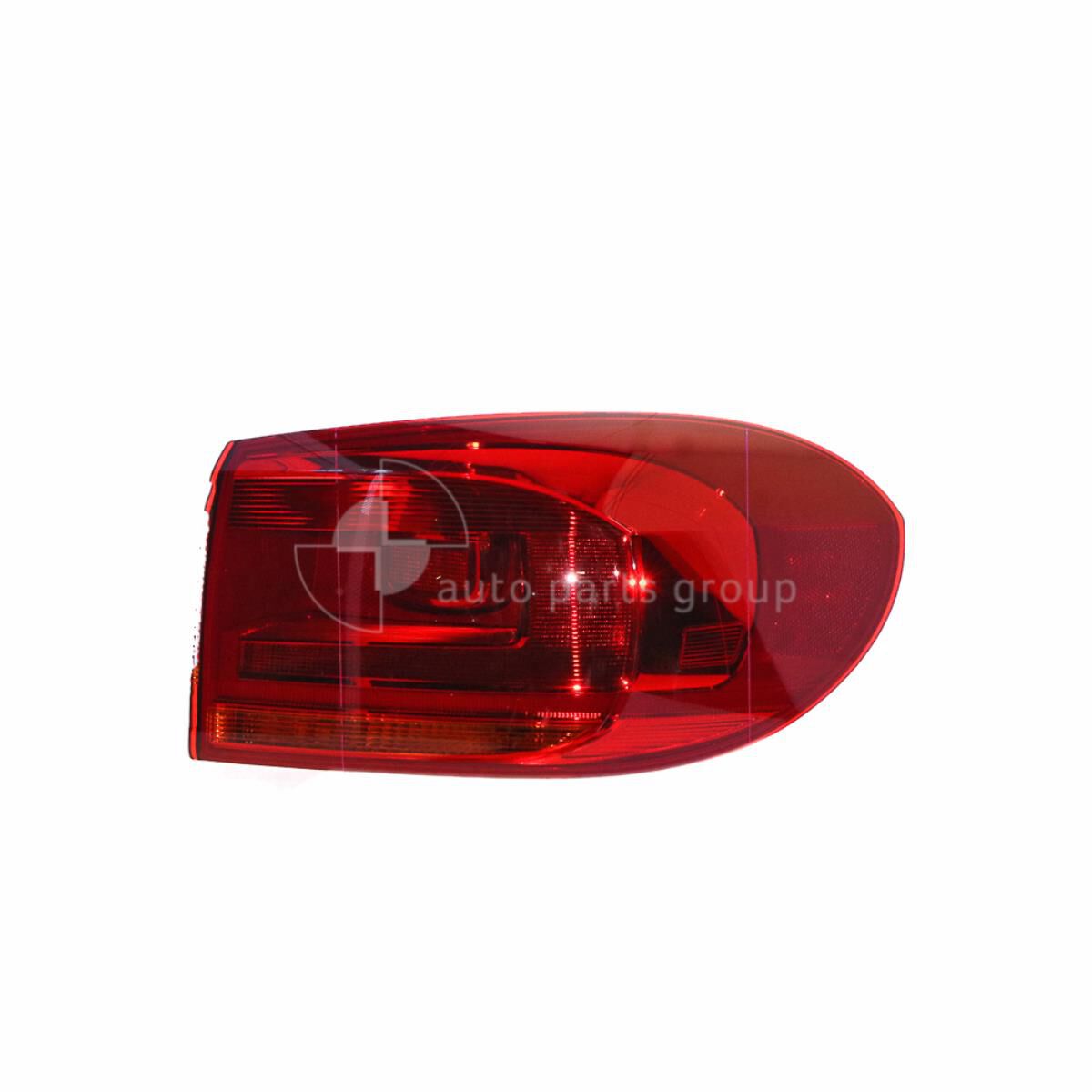 TAIL LAMP RH, , scaau_hi-res
