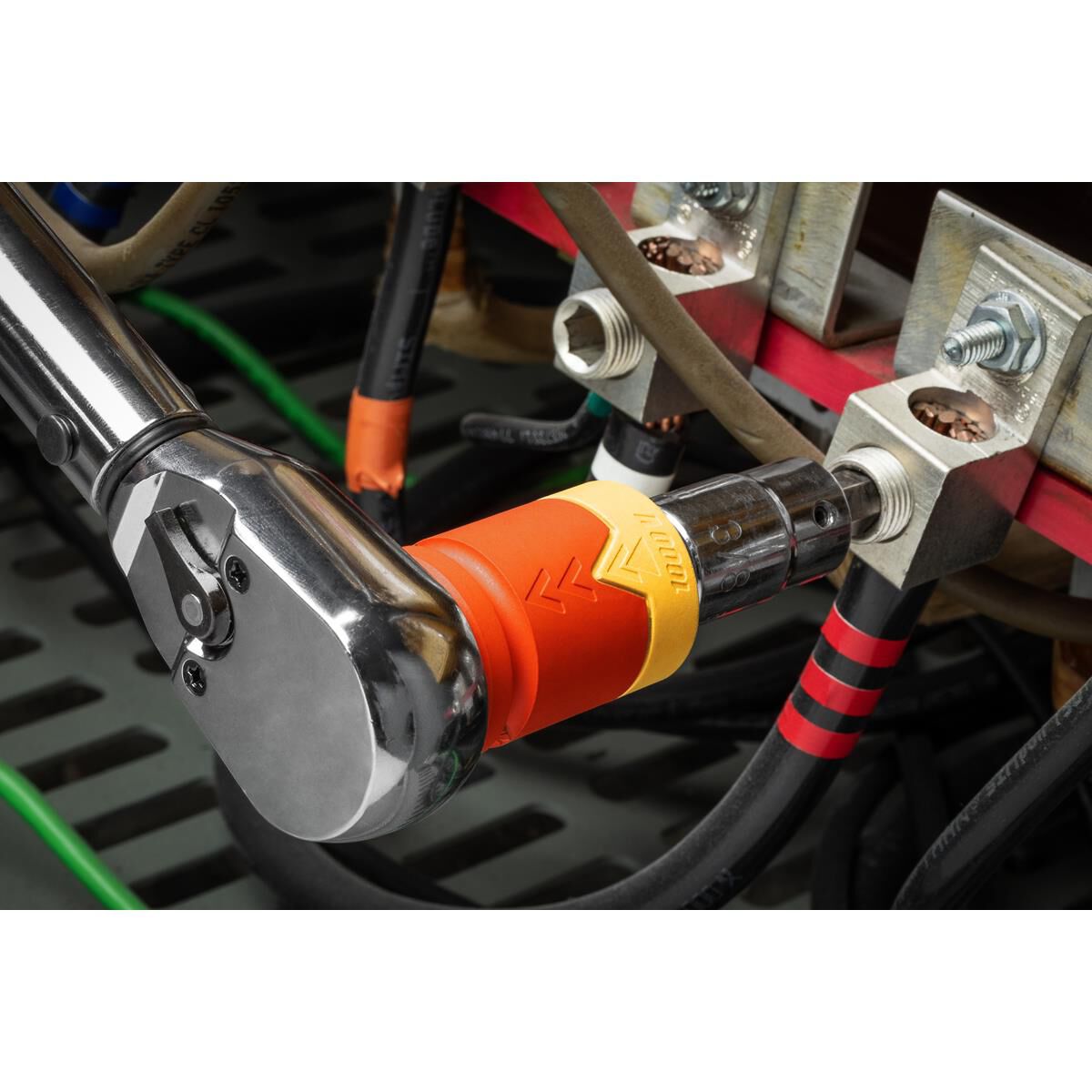 ESHOK-GUARD 1/2" SOCKET ISOLATOR, , scaau_hi-res