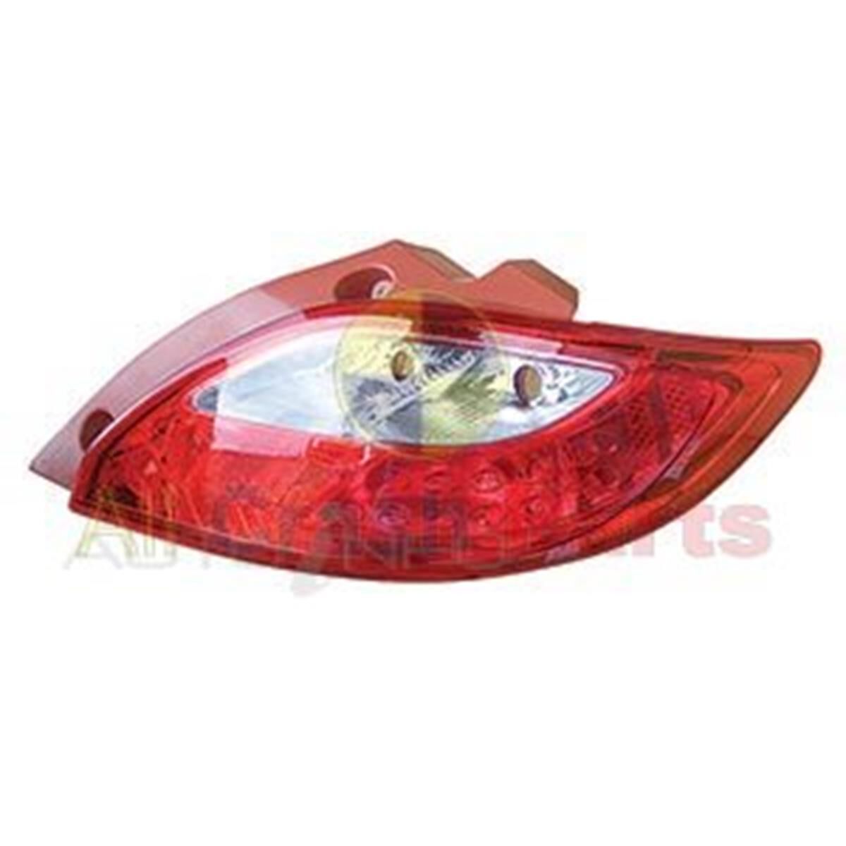 TAIL LAMP RH, , scaau_hi-res