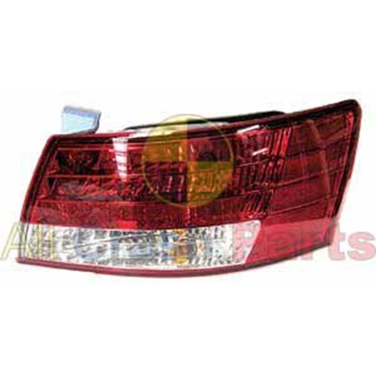 TAIL LAMP RH, , scaau_hi-res
