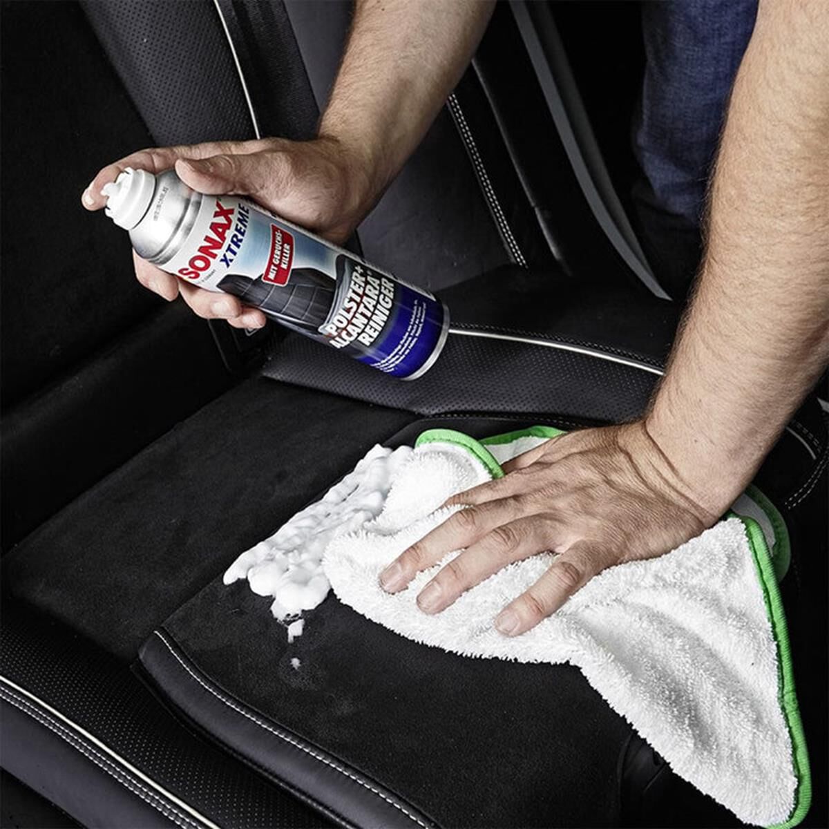 XTREME UPHOLSTERY + ALCANTARA&reg; CLEANER 400 ML, , scaau_hi-res