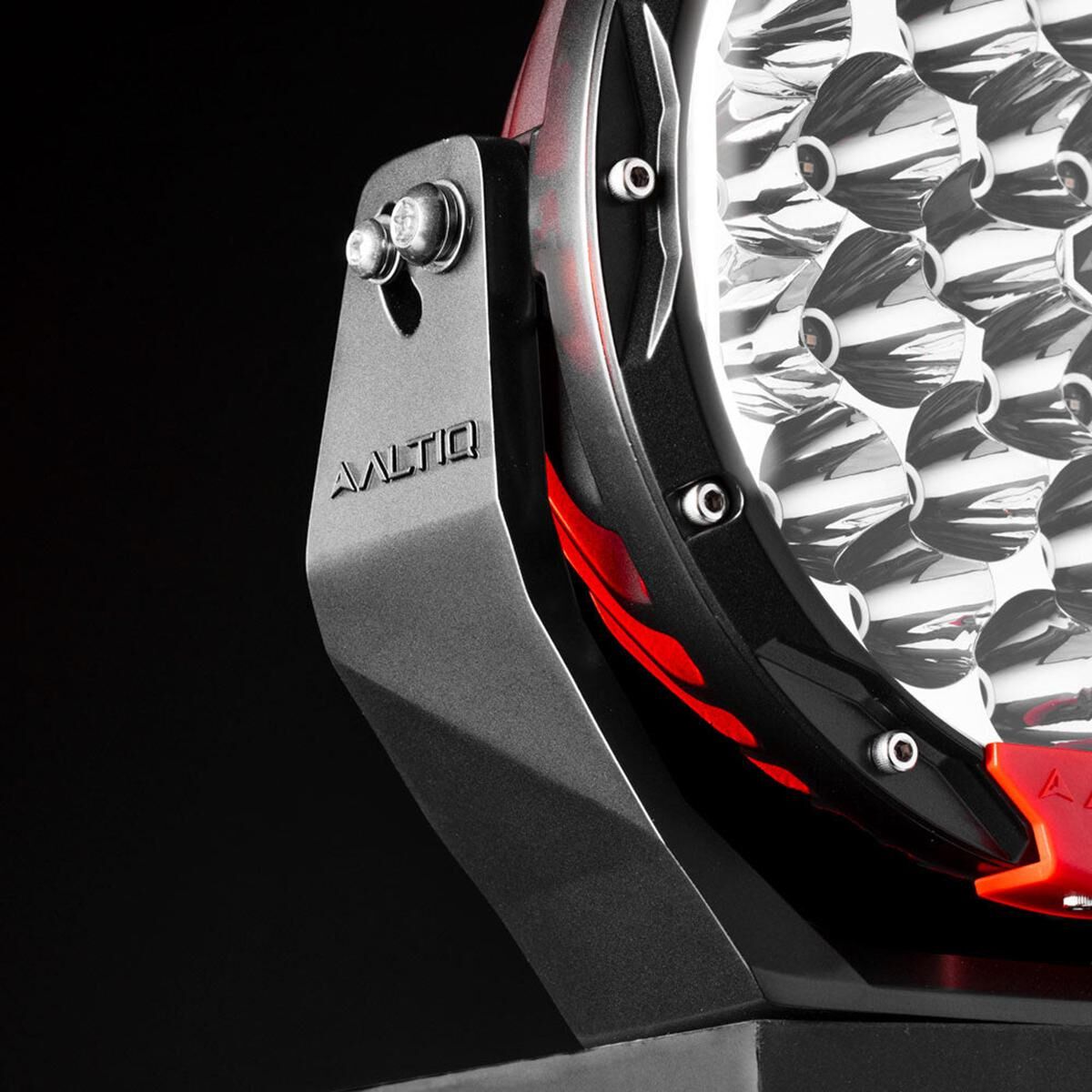DRIVING LIGHT 8.5IN ROGUE ALTIQ, , scaau_hi-res