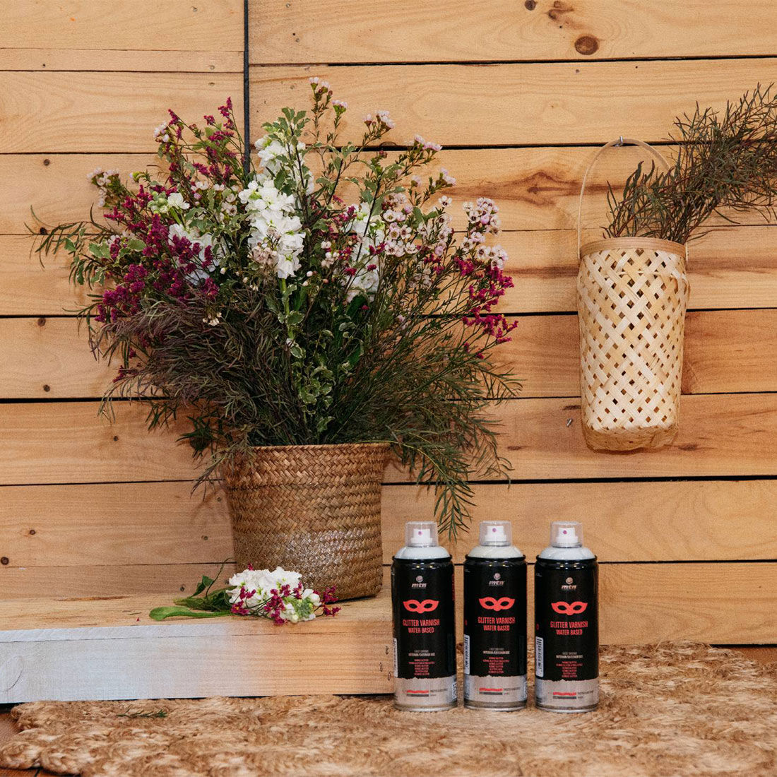 MTN Pro Multicolour Glitter Spray Varnish 400mL, , scaau_hi-res