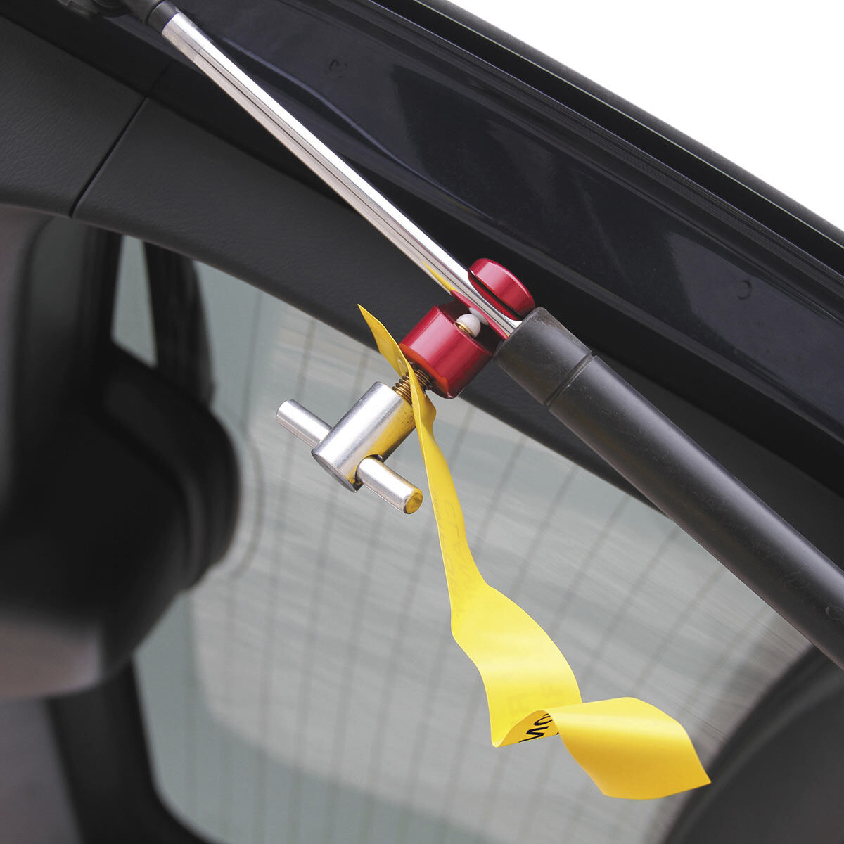 Gas strut outlet compression tool