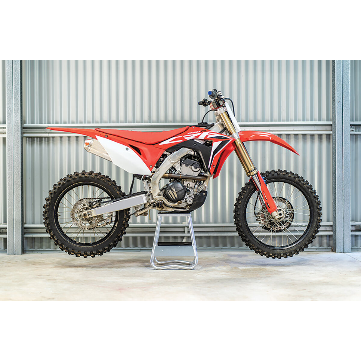 Supercheap auto bike stand clearance