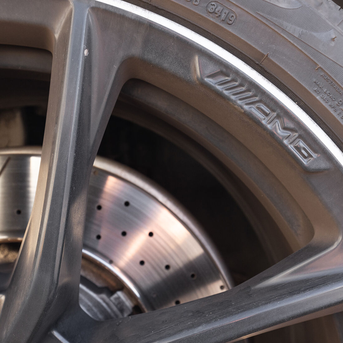 Turtle Wax Hybrid Solutions Hyper Foam Wheel Cleaner & Tyre Prep 680mL, , scaau_hi-res