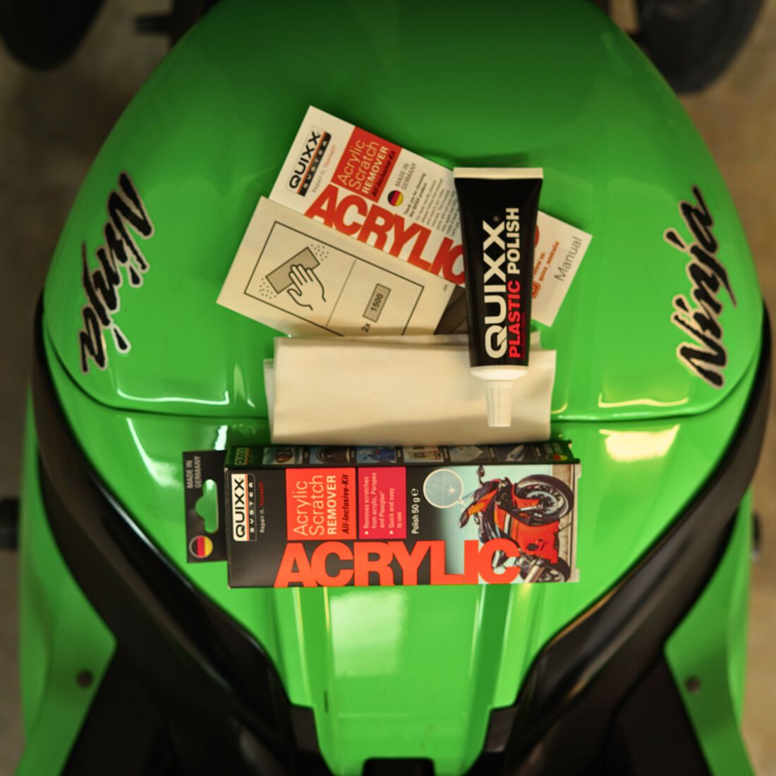 QUIXX Acrylic Scratch Remover, , scaau_hi-res