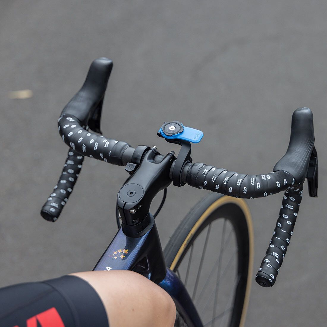 Quad Lock Out Front Mount QLM-OFM-3, , scaau_hi-res