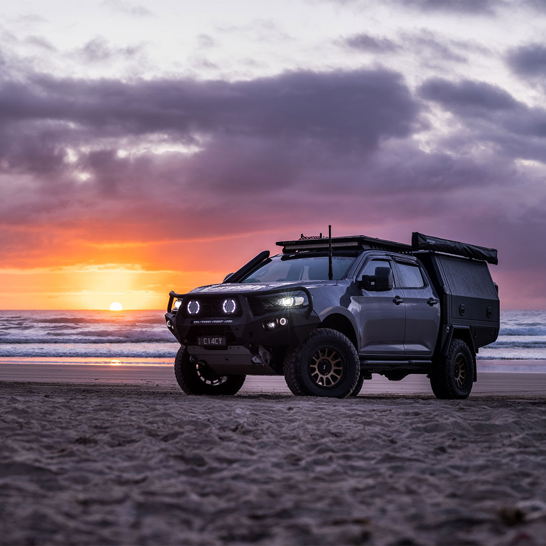 Hardkorr Dual Output Wiring Harness, , scaau_hi-res