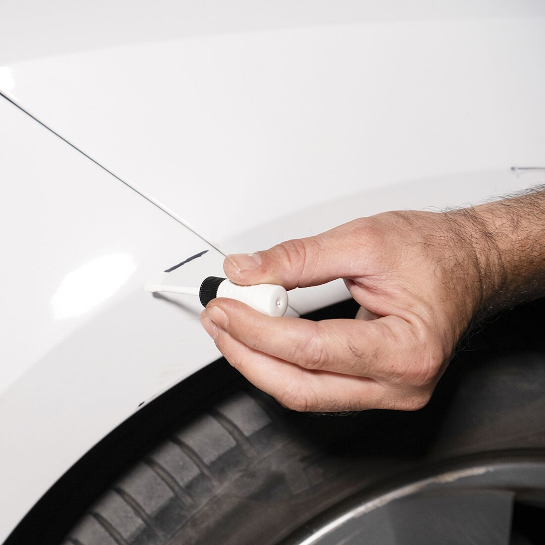 MTN Touch Up Paint Pen Universal Black, , scaau_hi-res