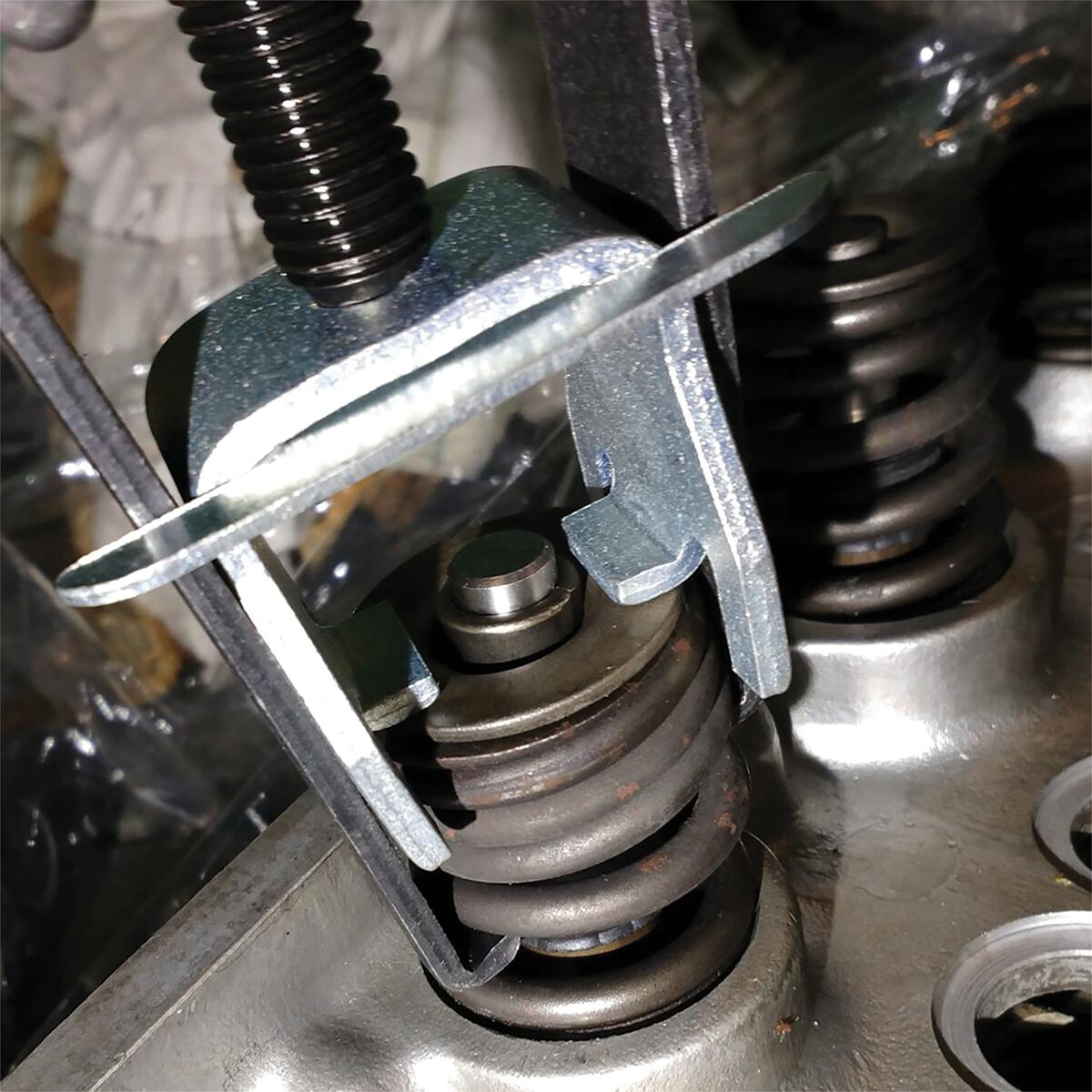 Coil spring online compressor supercheap