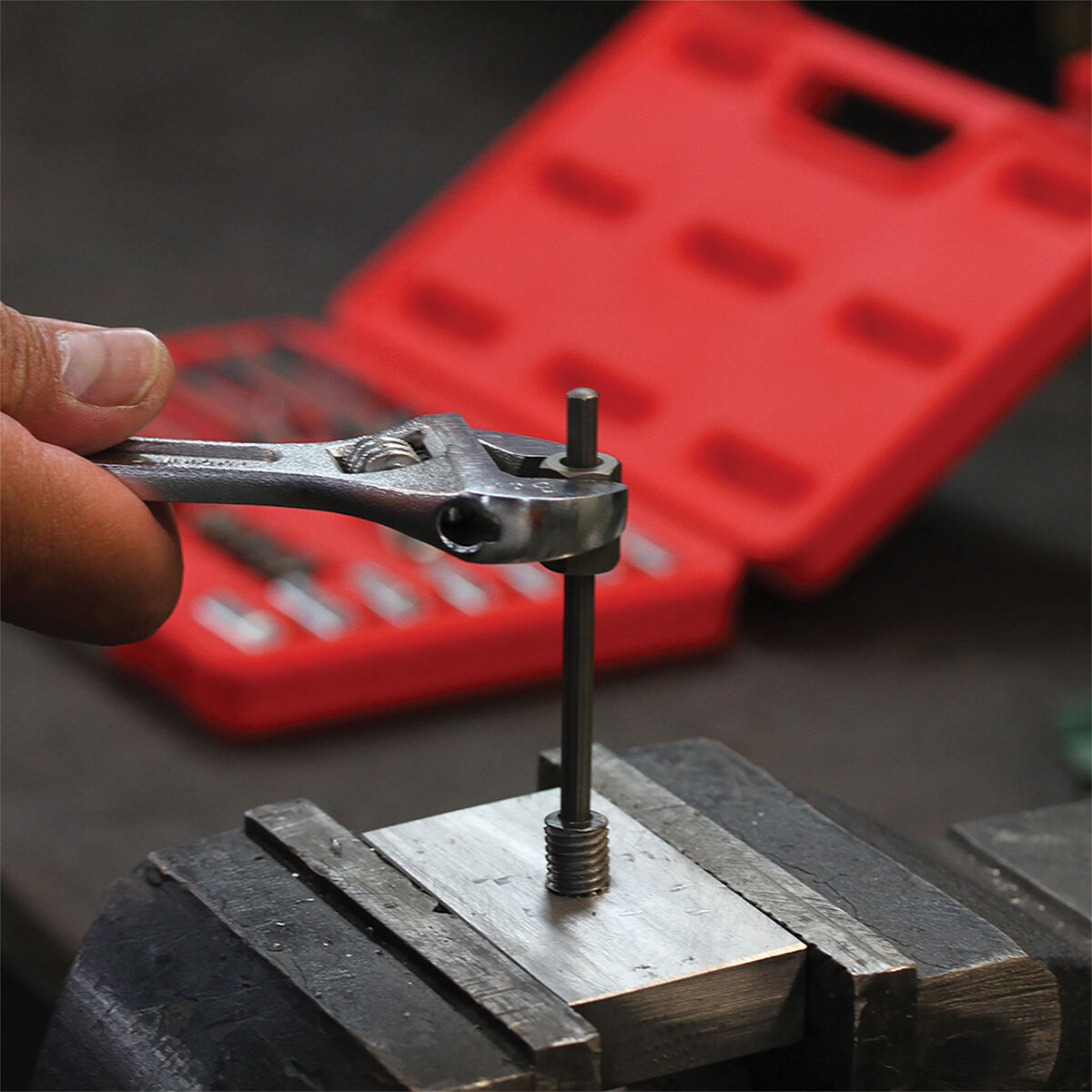 Toledo 25 Piece Screw Extractor and Drill Set, , scaau_hi-res