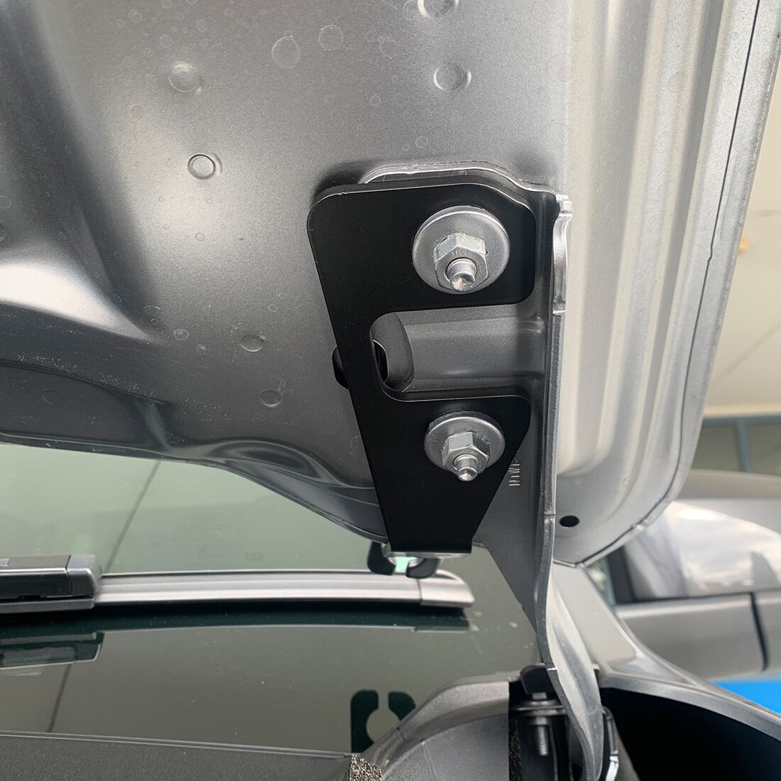 Aerpro UHF Bonnet Bracket to suit Ford Ranger (2022-ON) - APVCBB10, , scaau_hi-res