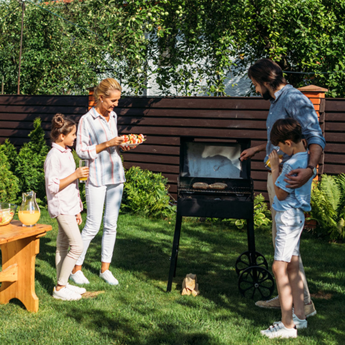 Eufy C210 2K SoloCam Wireless Security Camera System 4 Pack, , scaau_hi-res