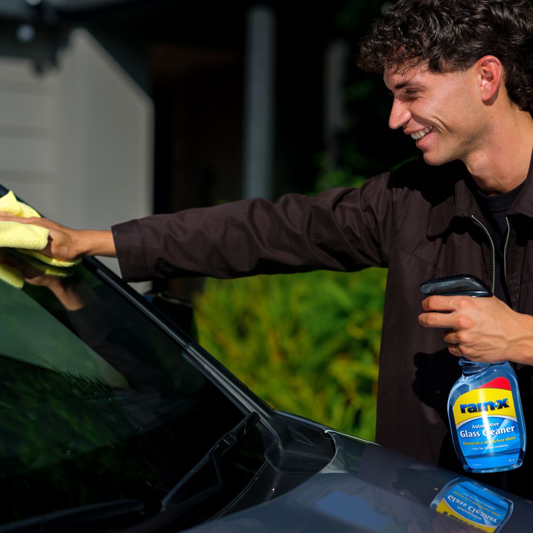 Rain-X Automotive Glass Cleaner 680ml, , scaau_hi-res