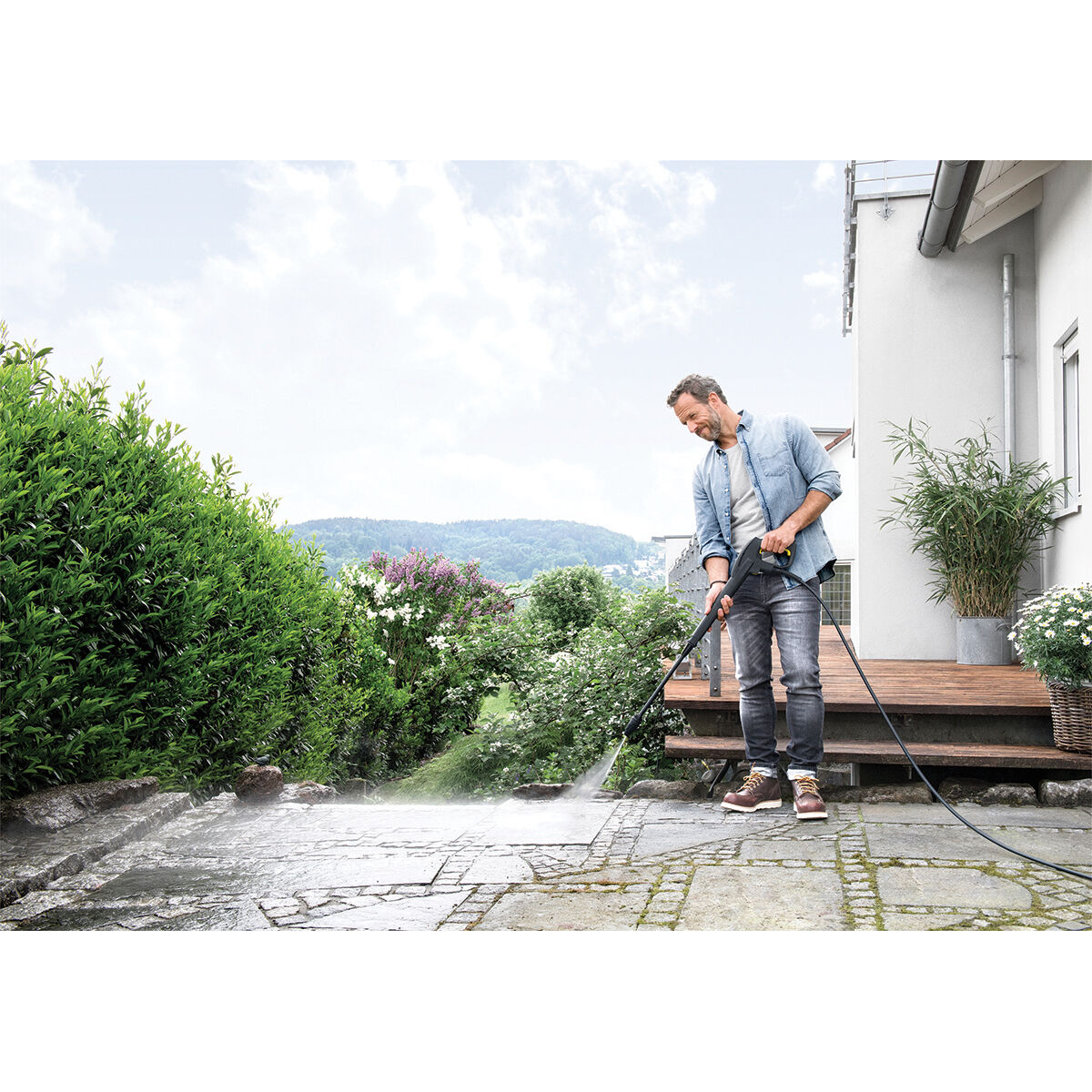 K&auml;rcher K7 Compact Pressure Washer - 2600 PSI, , scaau_hi-res