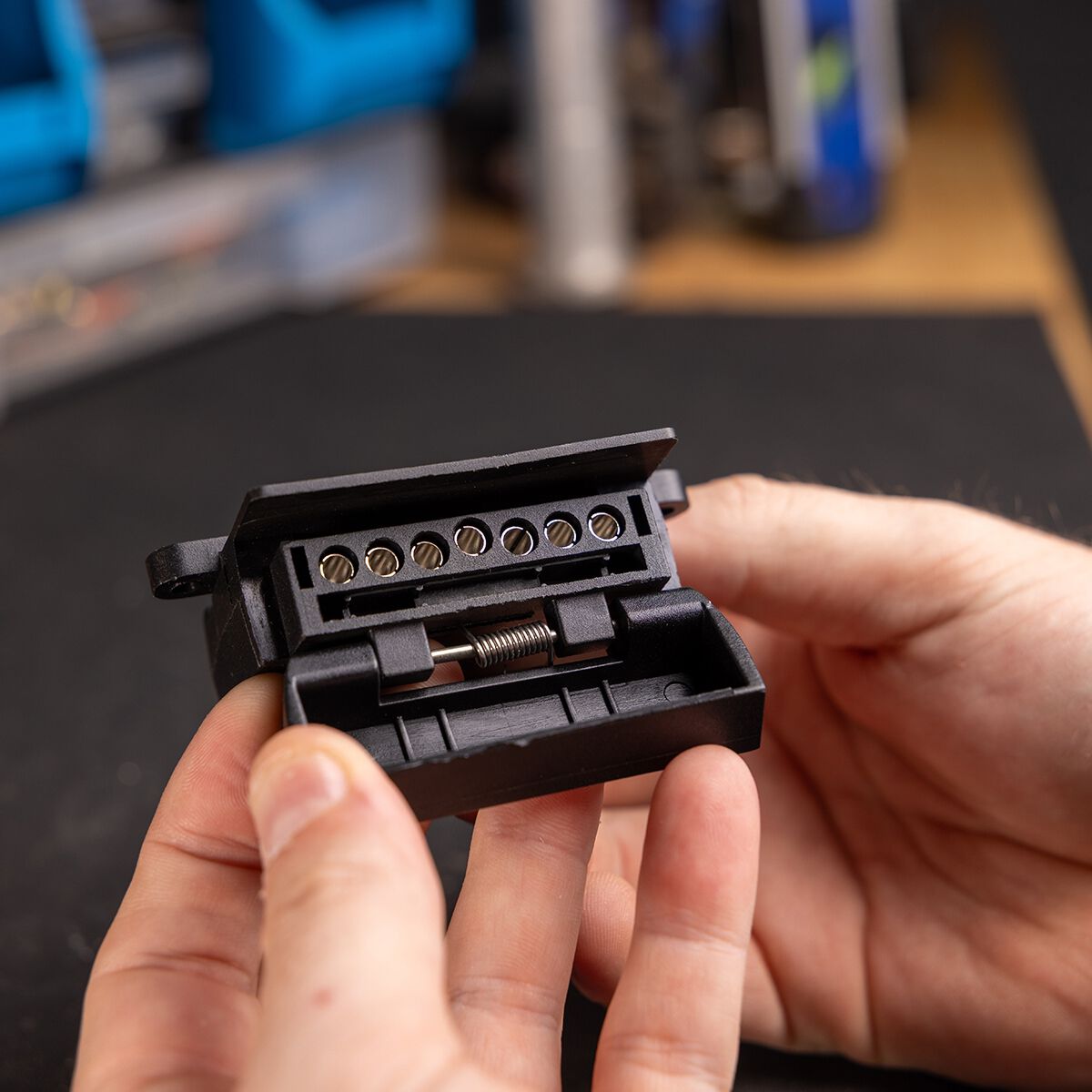 Hardkorr Trailer Socket - 7 Pin Flat, , scaau_hi-res