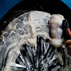 Turtle Wax Tyre & Wheel Cleaner 680mL, , scaau_hi-res