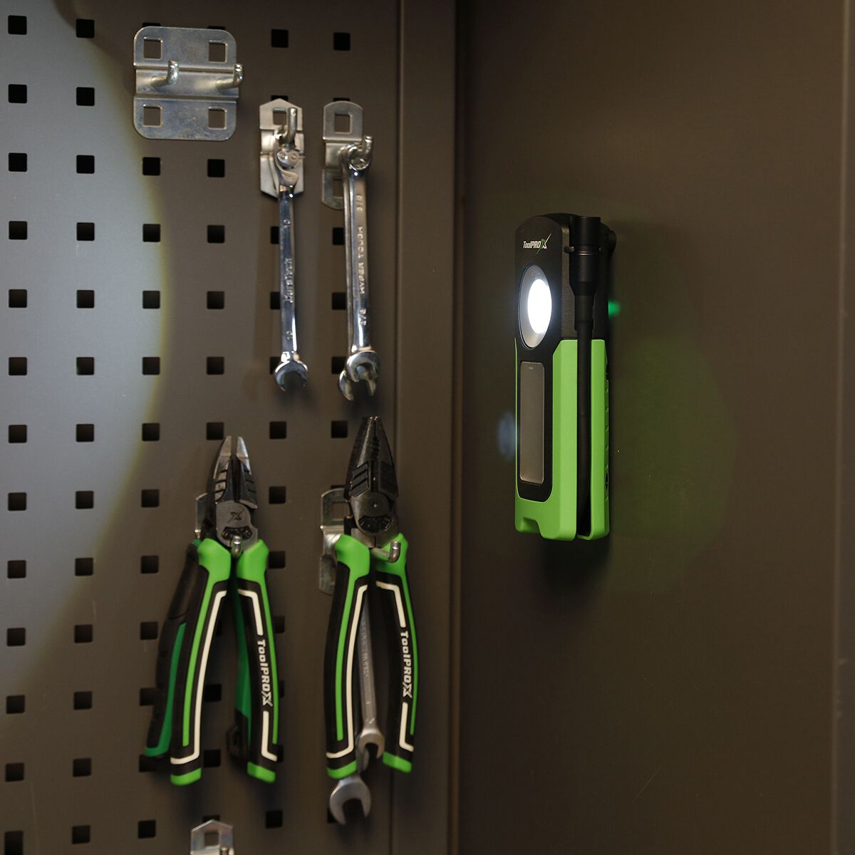 ToolPRO-X Flexible Inspection Light 1500 Lumens, , scaau_hi-res