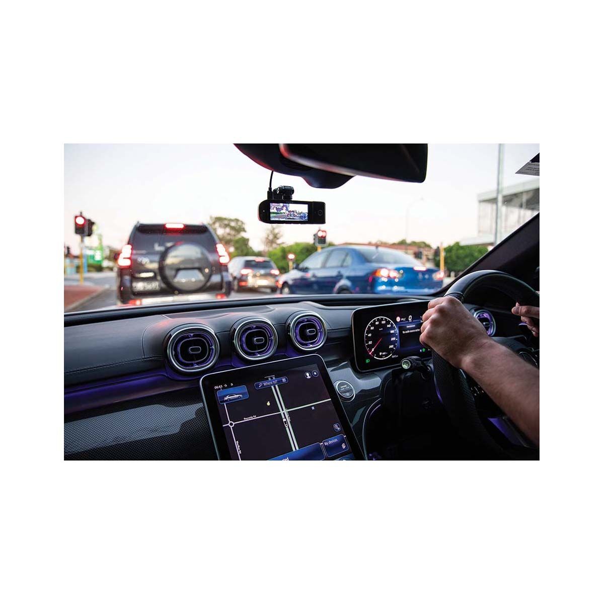 Uniden Dash View 40R Smart Dash Cam With Rear View Camera, , scaau_hi-res