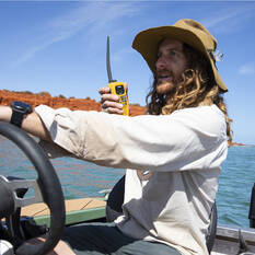 Uniden Dual Band VHF/UHF Radio 5/1W Waterproof MHS157, , scaau_hi-res