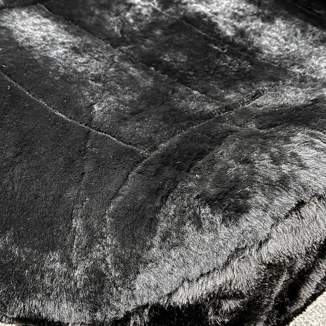 Silver CLOUDLUX Sheepskin Seat Covers - Black Adjustable Headrests Size 30 Airbag Compatible, , scaau_hi-res