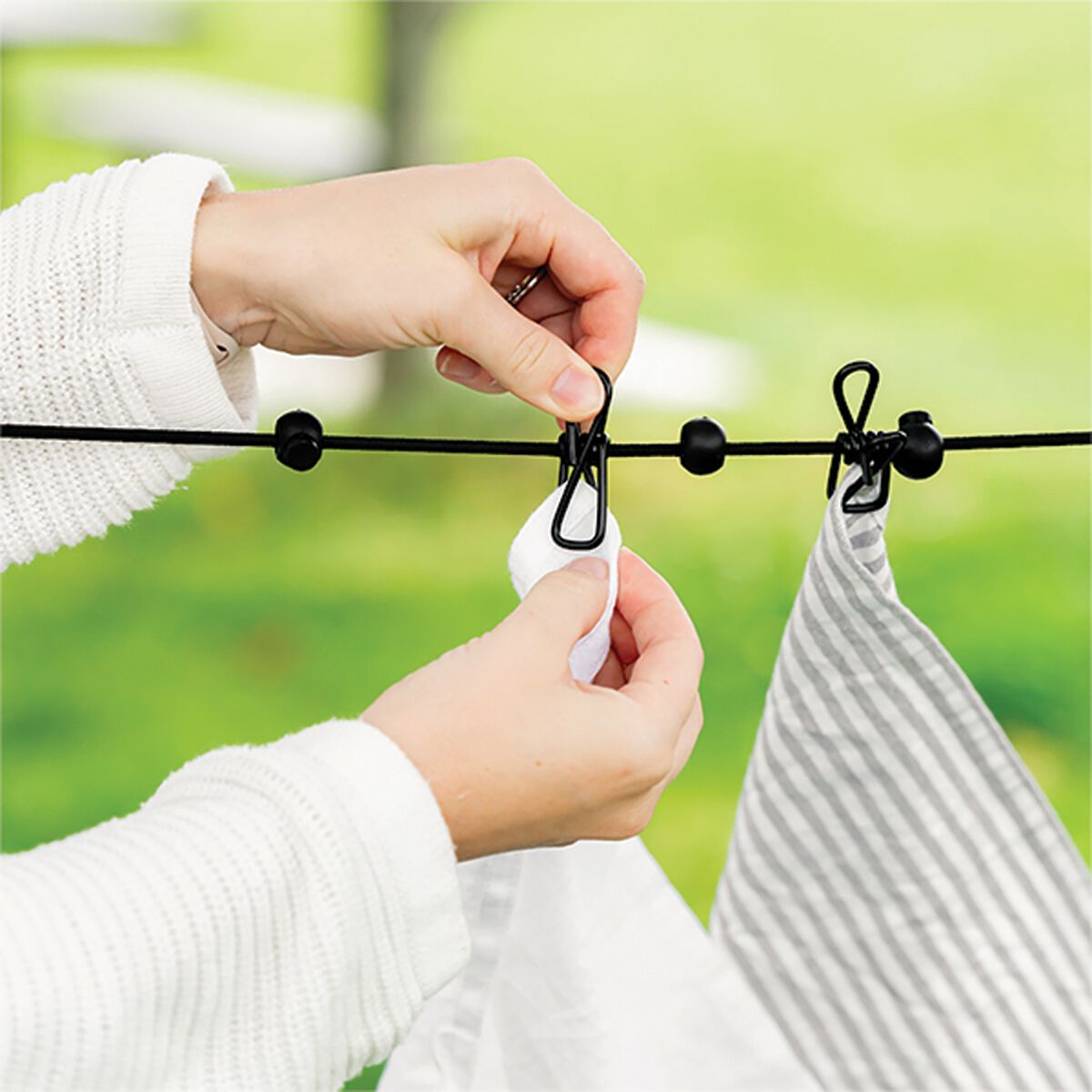 Seymours 12 Peg Anywhere Clothesline, , scaau_hi-res