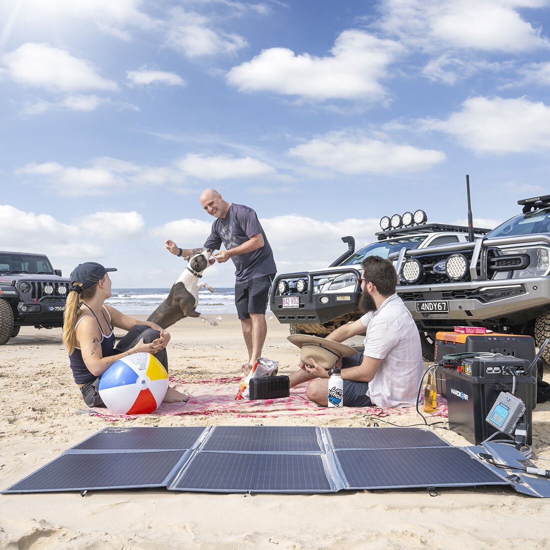 Hardkorr 200W Portable Solar Blanket with 15A Smart Solar Regulator, , scaau_hi-res